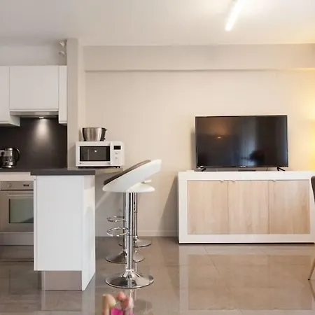 92 Apartment Cannes